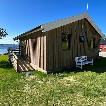 Base Camp Hamaroy Hotel Sorkil Exterior photo